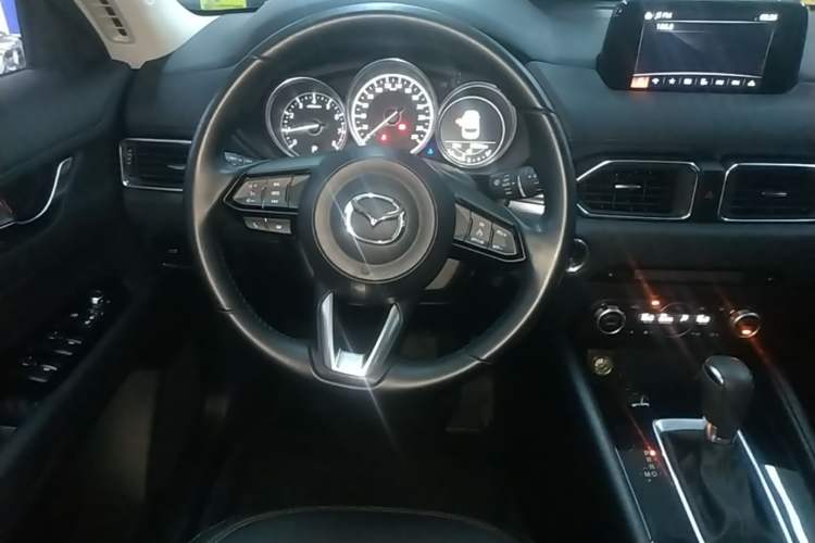 Used Mazda CX-5 2020 Revised Version 2.0L Automatic Two-Wheel Drive ZhiZun Trim Steering Wheel