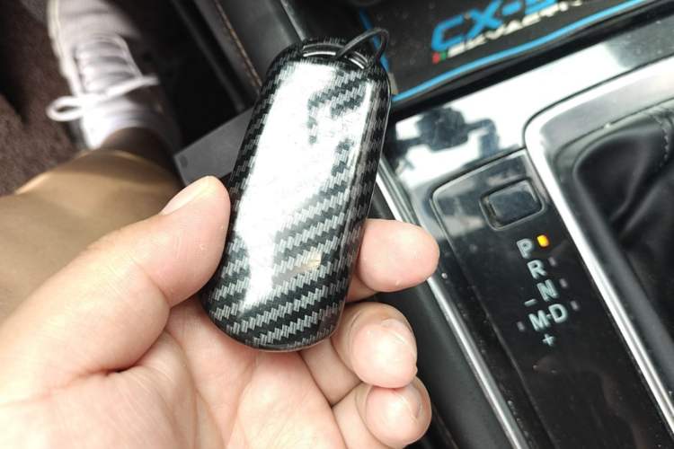 Used Mazda CX-5 2020 2.5L Automatic Two-Wheel Drive ZhiZun Version Vehicle Key