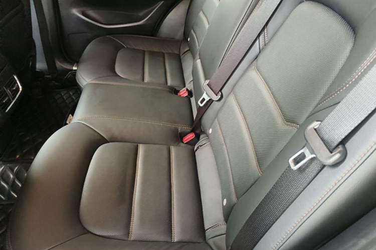 Used Mazda CX-5 2020 2.5L Automatic Two-Wheel Drive ZhiZun Version Left Rear Seat