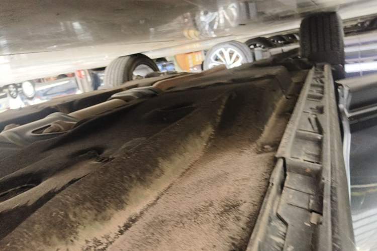 Used Mazda CX-5 2020 2.5L Automatic Two-Wheel Drive ZhiZun Version Right Side Sill
