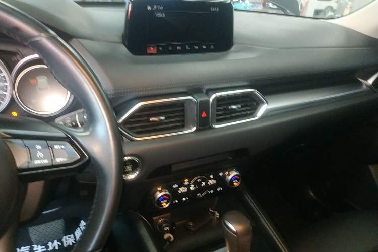 Used Mazda CX-5 2020 Revised Version 2.0L Automatic Two-Wheel Drive Smart Type Audio And AC Panel