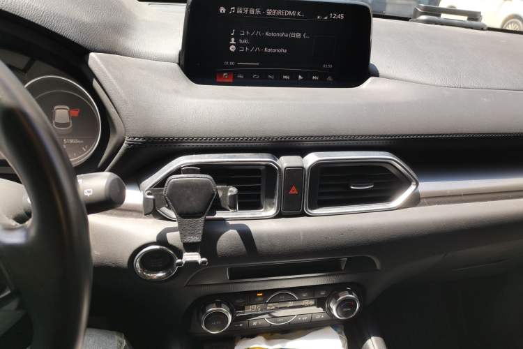 Used Mazda CX-5 2020 2.0L Automatic Two-Wheel Drive Smart Version Audio And AC Panel