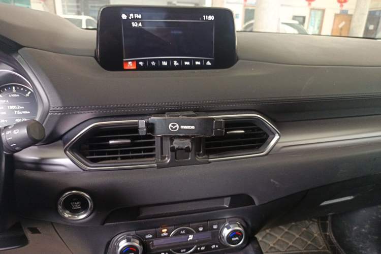 Used Mazda CX-5 2020 Revised Version 2.0L Automatic Two-Wheel Drive Smart Type Audio And AC Panel