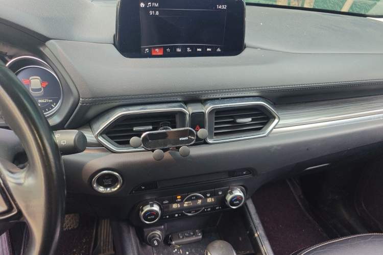 Used Mazda CX-5 2020 Revised Version 2.0L Automatic Two-Wheel Drive ZhiZun Trim Audio And AC Panel