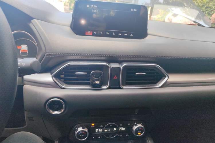 Used Mazda CX-5 2020 2.5L Automatic Two-Wheel Drive Smart Version Audio And AC Panel