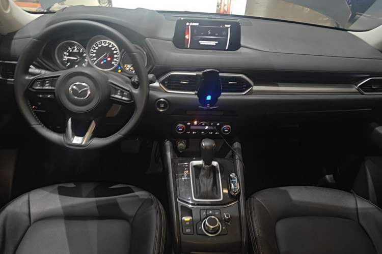 Used Mazda CX-5 2020 Revised Version 2.0L Automatic Two-Wheel Drive Smart Type Center Console
