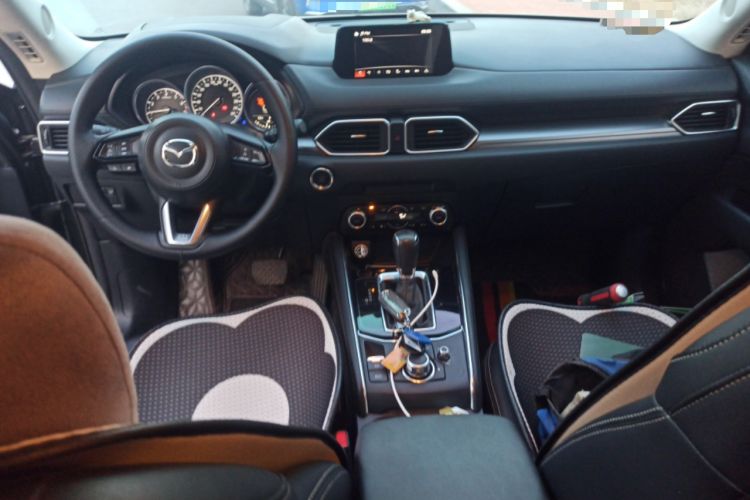 Used Mazda CX-5 2020 2.5L Automatic Two-Wheel Drive Smart Version Center Console