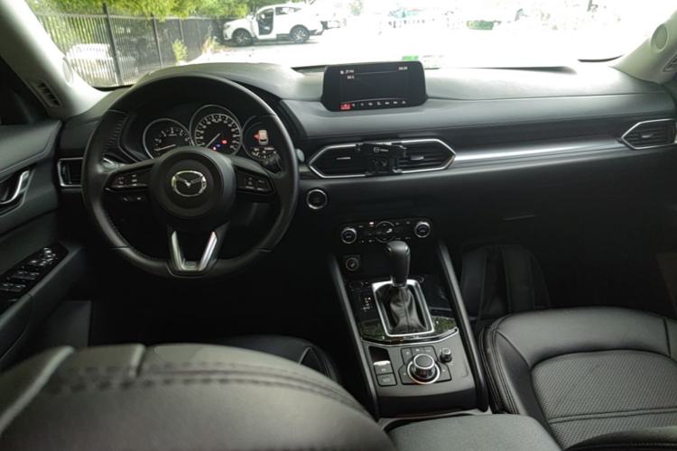 Used Mazda CX-5 2020 2.5L Automatic Two-Wheel Drive Smart Version Center Console