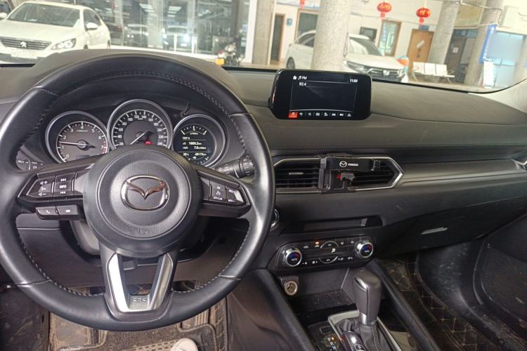 Used Mazda CX-5 2020 Revised Version 2.0L Automatic Two-Wheel Drive Smart Type Center Console
