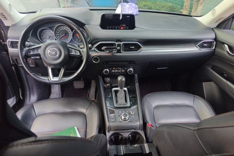 Used Mazda CX-5 2020 Revised Version 2.0L Automatic Two-Wheel Drive ZhiZun Trim Center Console