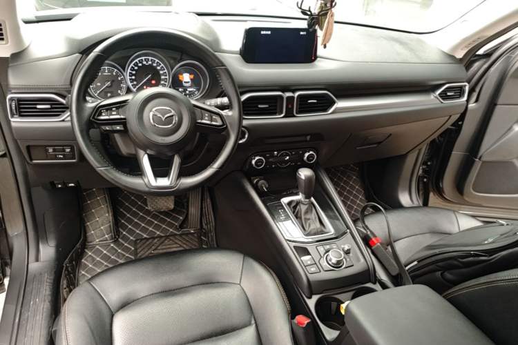 Used Mazda CX-5 2020 Revised Version 2.0L Automatic Two-Wheel Drive Smart Type Center Console
