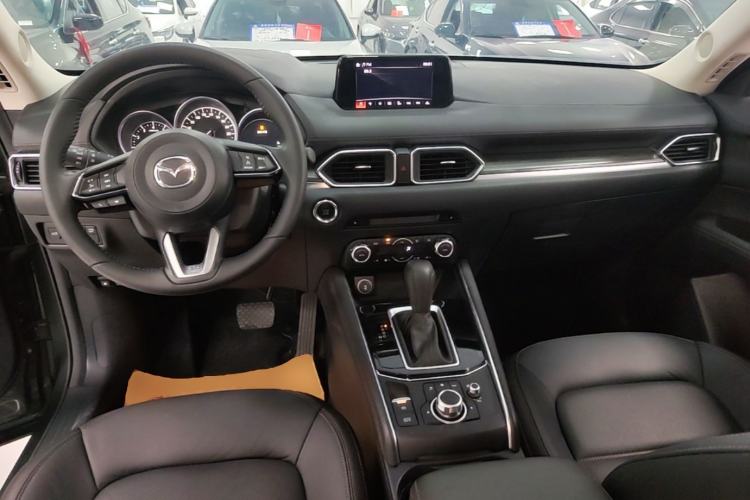 Used Mazda CX-5 2020 Revised Version 2.5L Automatic Two-Wheel Drive ZhiZun Trim Center Console