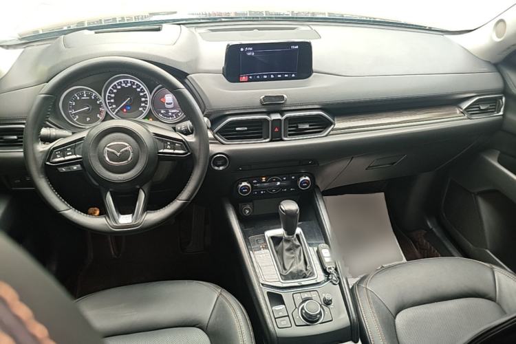 Used Mazda CX-5 2020 2.0L Automatic Two-Wheel Drive ZhiZun Version Center Console