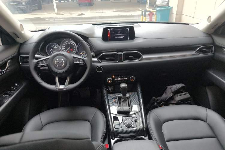 Used Mazda CX-5 2020 Revised Version 2.0L Automatic Two-Wheel Drive Smart Type Center Console