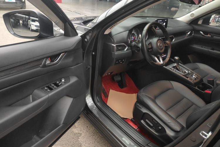 Used Mazda CX-5 2020 Revised Version 2.0L Automatic Two-Wheel Drive ZhiZun Trim Driver Seat