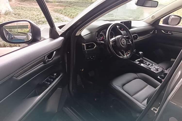 Used Mazda CX-5 2020 2.5L Automatic 4x4 ZhiZun Trim Driver Seat