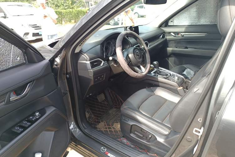 Used Mazda CX-5 2020 Revised Version 2.5L Automatic All-Wheel Drive ZhiZun Edition Driver Seat