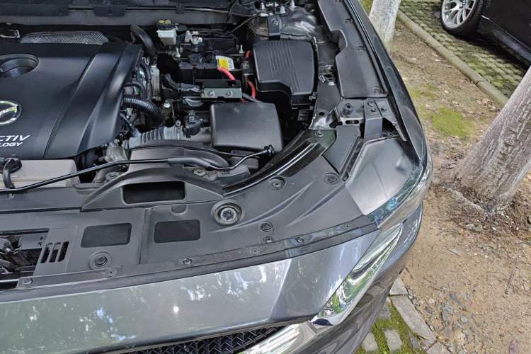 Used Mazda CX-5 2020 Revised Version 2.0L Automatic Two-Wheel Drive ZhiZun Trim Engine Bay Left