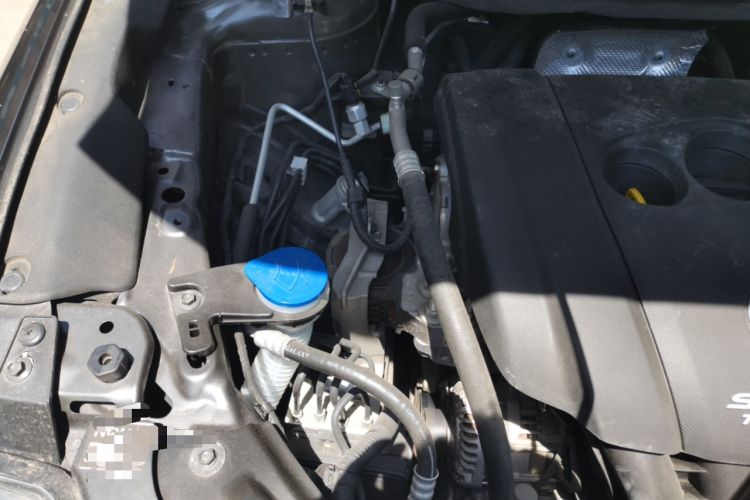 Used Mazda CX-5 2020 2.0L Automatic Two-Wheel Drive Smart Version Engine Bay Right
