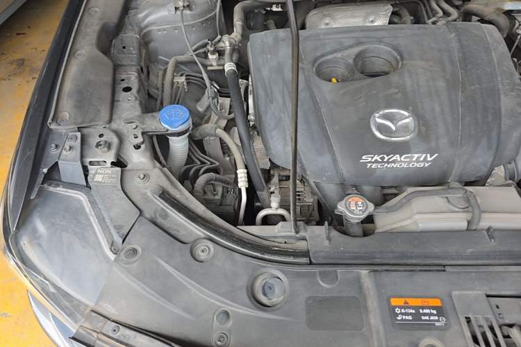 Used Mazda CX-5 2020 2.0L Automatic Two-Wheel Drive Smart Version Engine Bay Right