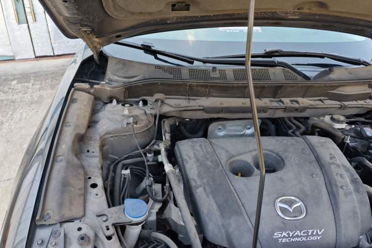 Used Mazda CX-5 2020 2.5L Automatic Two-Wheel Drive ZhiZun Version Engine Bay Right