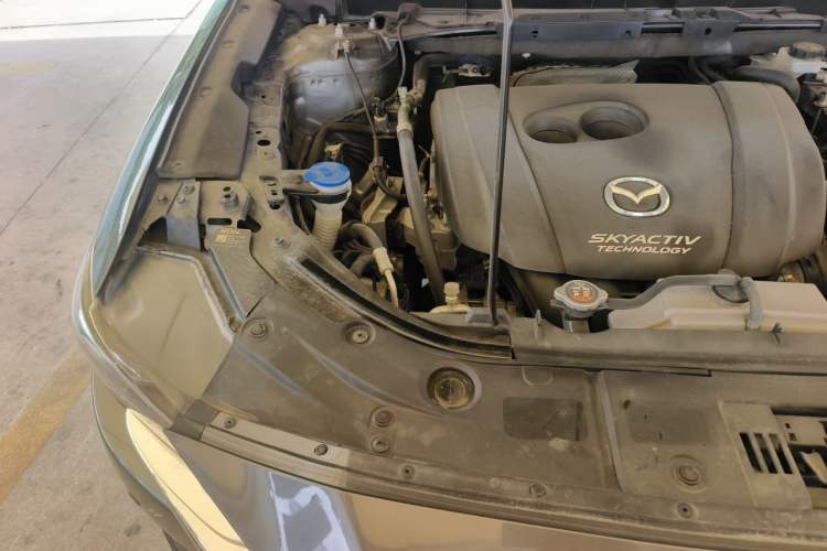 Used Mazda CX-5 2020 Revised Version 2.0L Automatic Two-Wheel Drive Smart Type Engine Bay Right