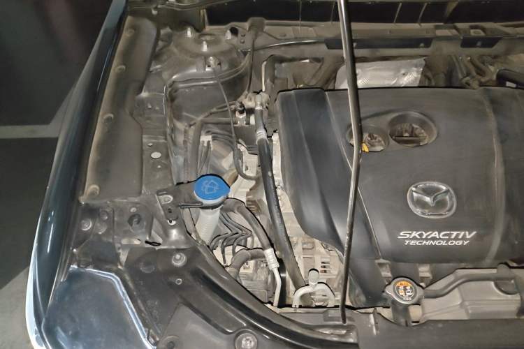 Used Mazda CX-5 2020 2.5L Automatic Two-Wheel Drive Smart Version Engine Bay Right