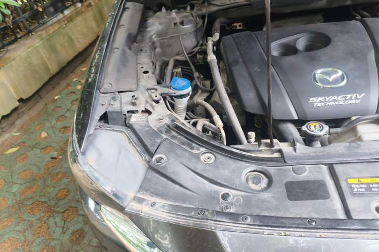 Used Mazda CX-5 2020 2.5L Automatic Two-Wheel Drive Smart Version Engine Bay Right