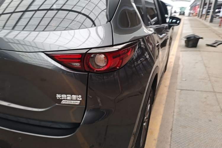 Used Mazda CX-5 2020 Revised Version 2.0L Automatic Two-Wheel Drive Smart Type Exterior 3