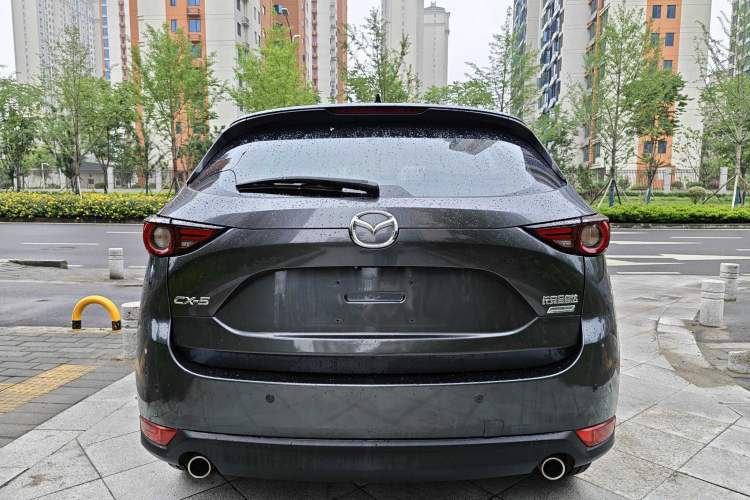 Used Mazda CX-5 2020 2.0L Automatic Two-Wheel Drive Smart Version Exterior 3