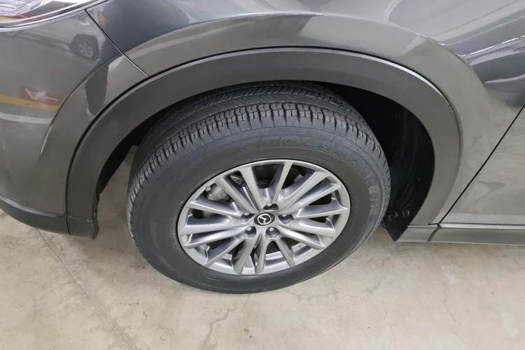 Used Mazda CX-5 2020 2.0L Automatic Two-Wheel Drive Smart Version Exterior 4