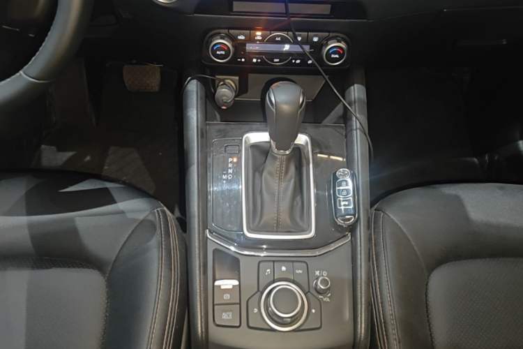 Used Mazda CX-5 2020 Revised Version 2.0L Automatic Two-Wheel Drive Smart Type Gear Lever
