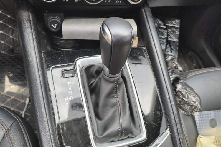 Used Mazda CX-5 2020 2.0L Automatic Two-Wheel Drive ZhiZun Version Gear Lever