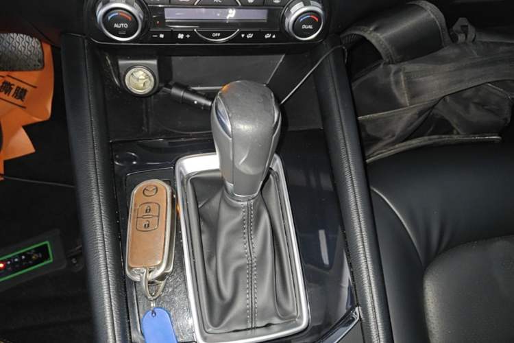 Used Mazda CX-5 2020 Revised Version 2.0L Automatic Two-Wheel Drive Smart Type Gear Lever