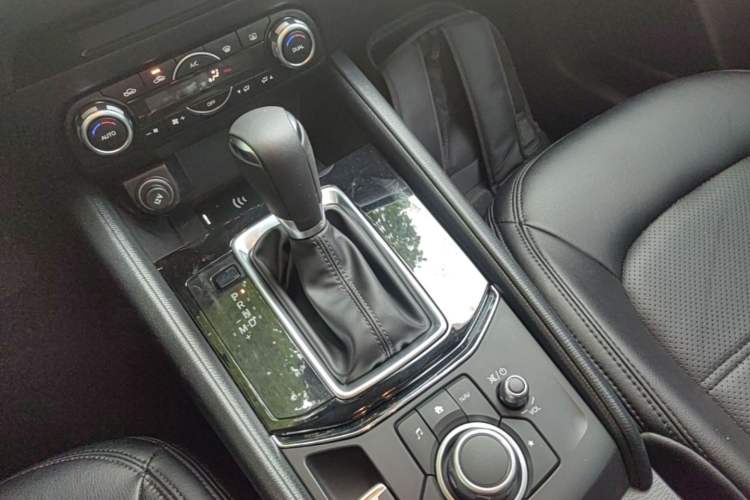Used Mazda CX-5 2020 2.5L Automatic Two-Wheel Drive Smart Version Gear Lever