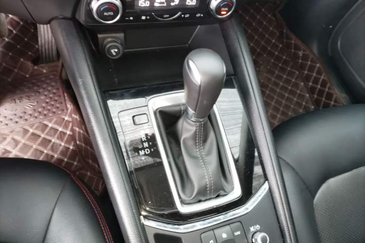 Used Mazda CX-5 2020 2.0L Automatic Two-Wheel Drive Smart Version Gear Lever