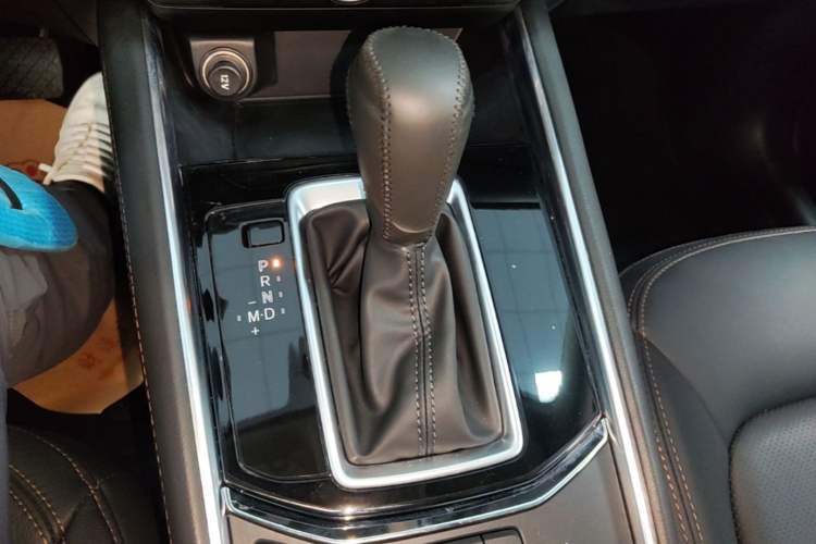 Used Mazda CX-5 2020 Revised Version 2.5L Automatic Two-Wheel Drive ZhiZun Trim Gear Lever