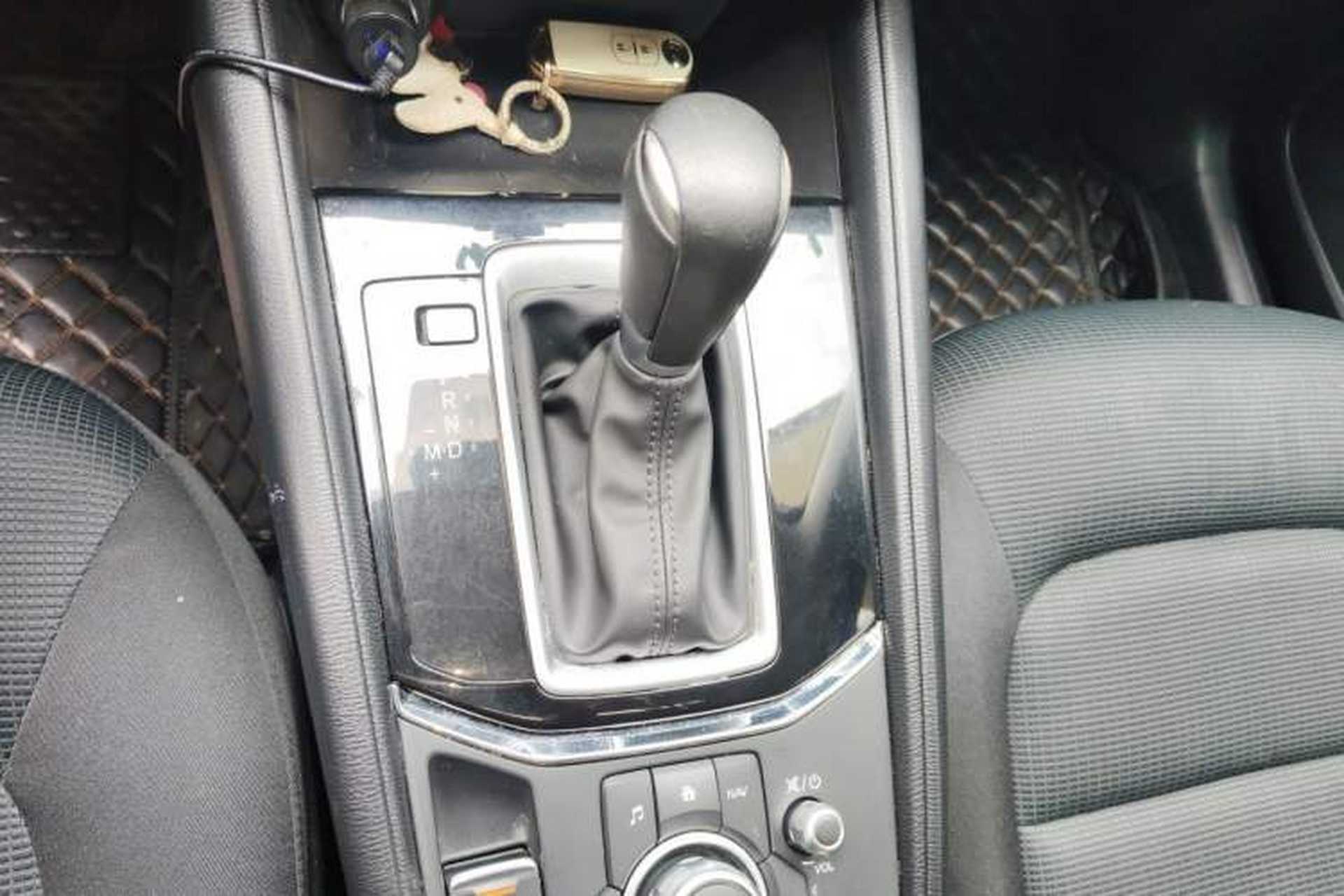 Used Mazda CX-5 2020 Revised Version 2.0L Automatic Two-Wheel Drive Smart Type Gear Lever