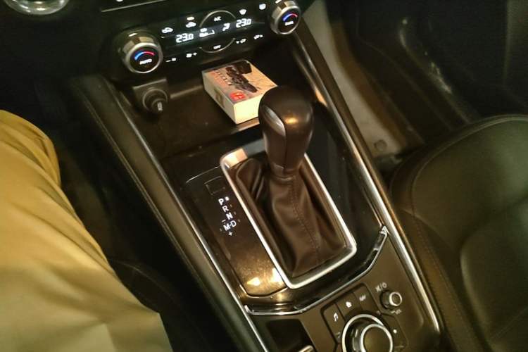 Used Mazda CX-5 2020 2.5L Automatic 4x4 Flagship Edition Gear Lever
