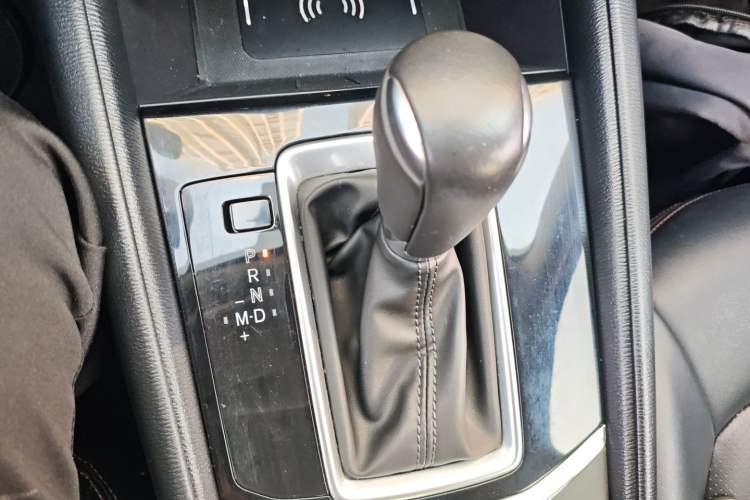 Used Mazda CX-5 2020 Revised Version 2.0L Automatic Two-Wheel Drive Smart Type Gear Lever