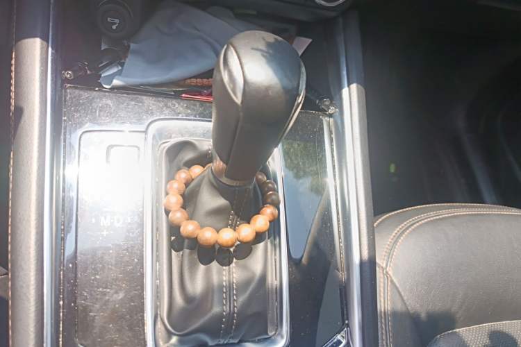 Used Mazda CX-5 2020 2.5L Automatic Two-Wheel Drive ZhiZun Version Gear Lever
