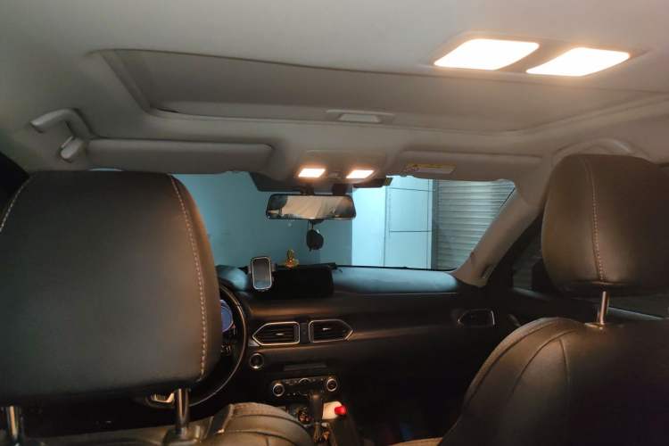 Used Mazda CX-5 2020 2.5L Automatic Two-Wheel Drive Smart Version Headliner