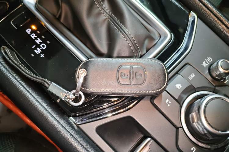 Used Mazda CX-5 2020 2.0L Automatic Two-Wheel Drive Smart Version Interior 1