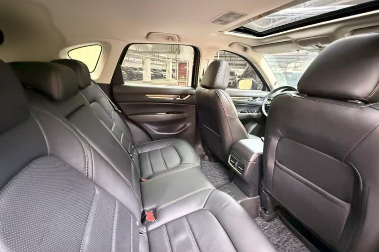 Used Mazda CX-5 2020 2.5L Automatic 4x4 Flagship Edition Interior 12