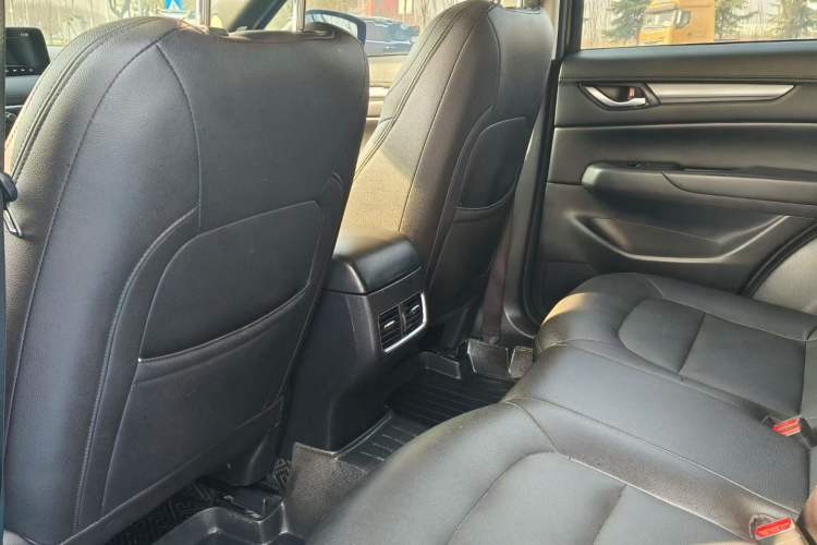 Used Mazda CX-5 2020 2.0L Automatic Two-Wheel Drive Smart Version Interior 3