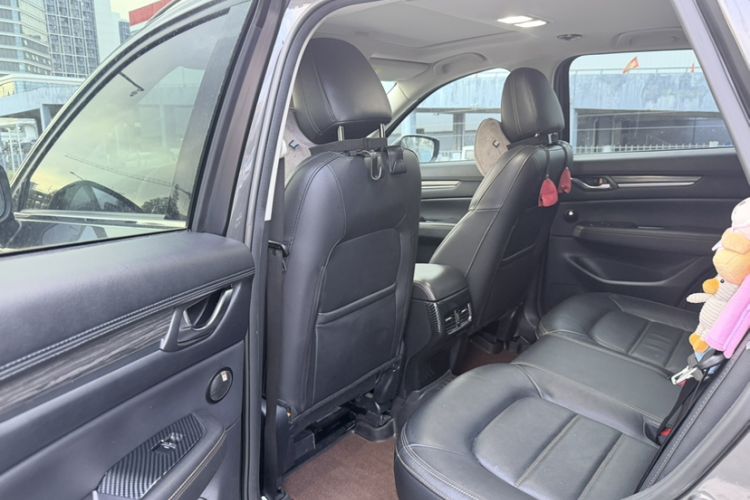 Used Mazda CX-5 2020 Revised Version 2.5L Automatic Two-Wheel Drive ZhiZun Trim Interior 4