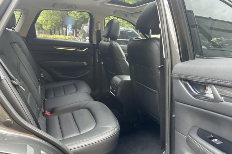 Used Mazda CX-5 2020 2.5L Automatic 4x4 Flagship Edition Interior 9