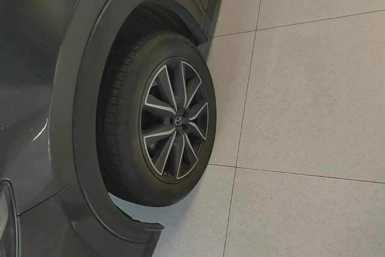 Used Mazda CX-5 2020 2.5L Automatic 4x4 Flagship Edition Left Front Wheel Hub
