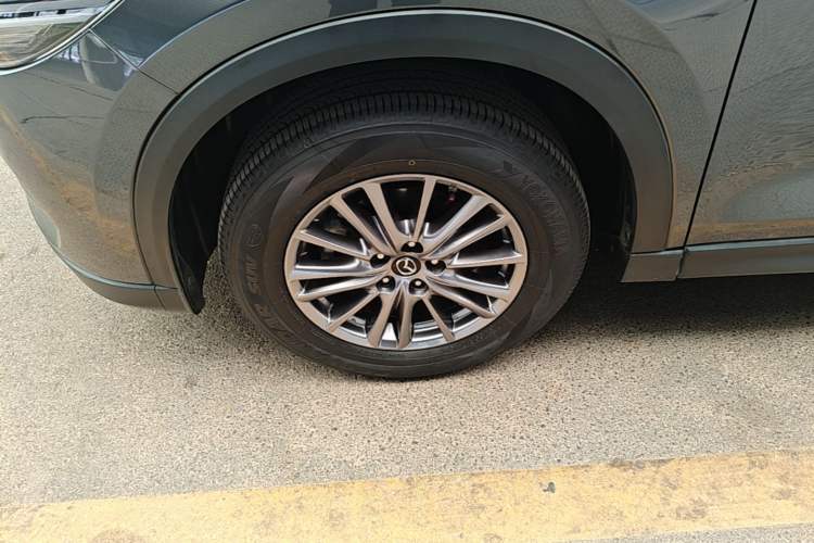 Used Mazda CX-5 2020 2.0L Automatic Two-Wheel Drive ZhiZun Version Left Front Wheel Hub