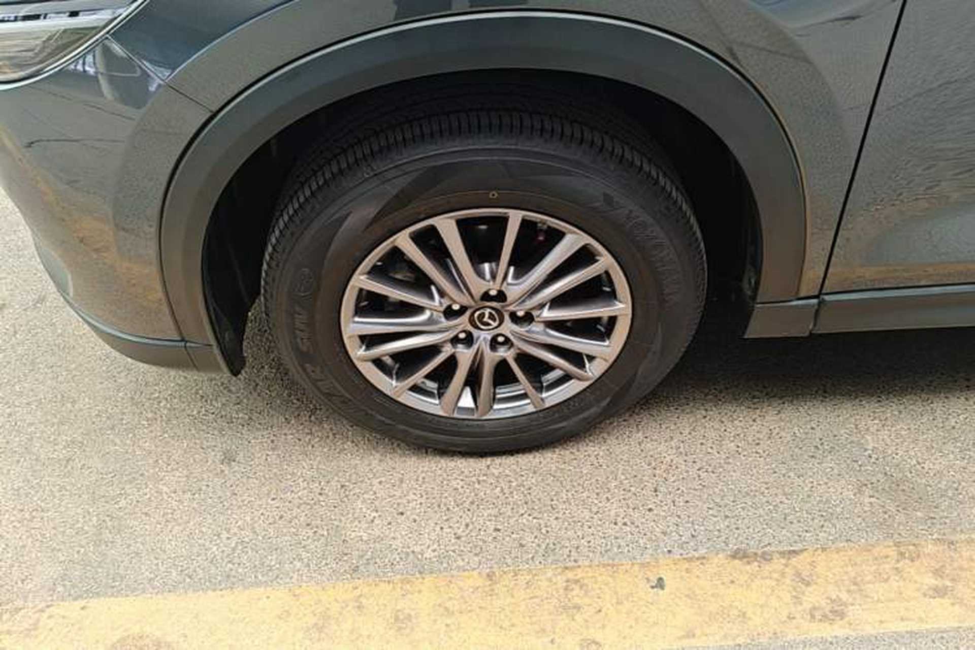 Used Mazda CX-5 2020 2.0L Automatic Two-Wheel Drive ZhiZun Version Left Front Wheel Hub